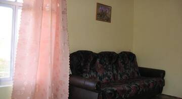 Фото номера Дом с 3 спальнями Гостиница Guest House Anna г. Курортное 3