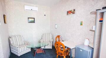 Фото номера Люкс с кроватью размера  Гостиница Joy г. Курортное 36
